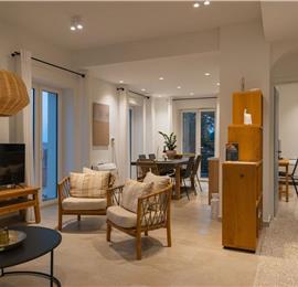 3 bedroom villa with pool & sea views, near Palaiokastrítsa, sleeps 6